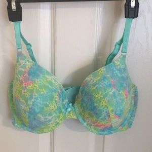 Victoria’s Secret bra